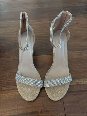 TOP Moda Gold Glitter Rhinestone Ankle Strap Heels